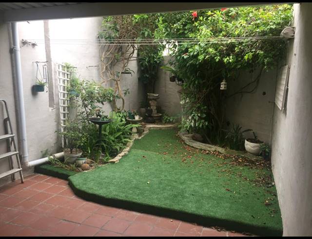 1 BEDROOM DUPLEX FOR SALE IN ESSENWOOD